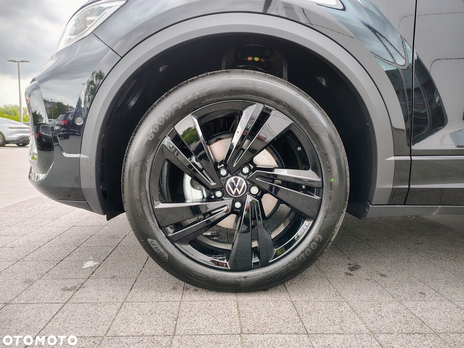 Volkswagen T-Roc - 8