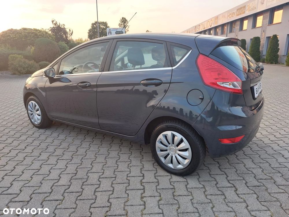 Ford Fiesta - 7
