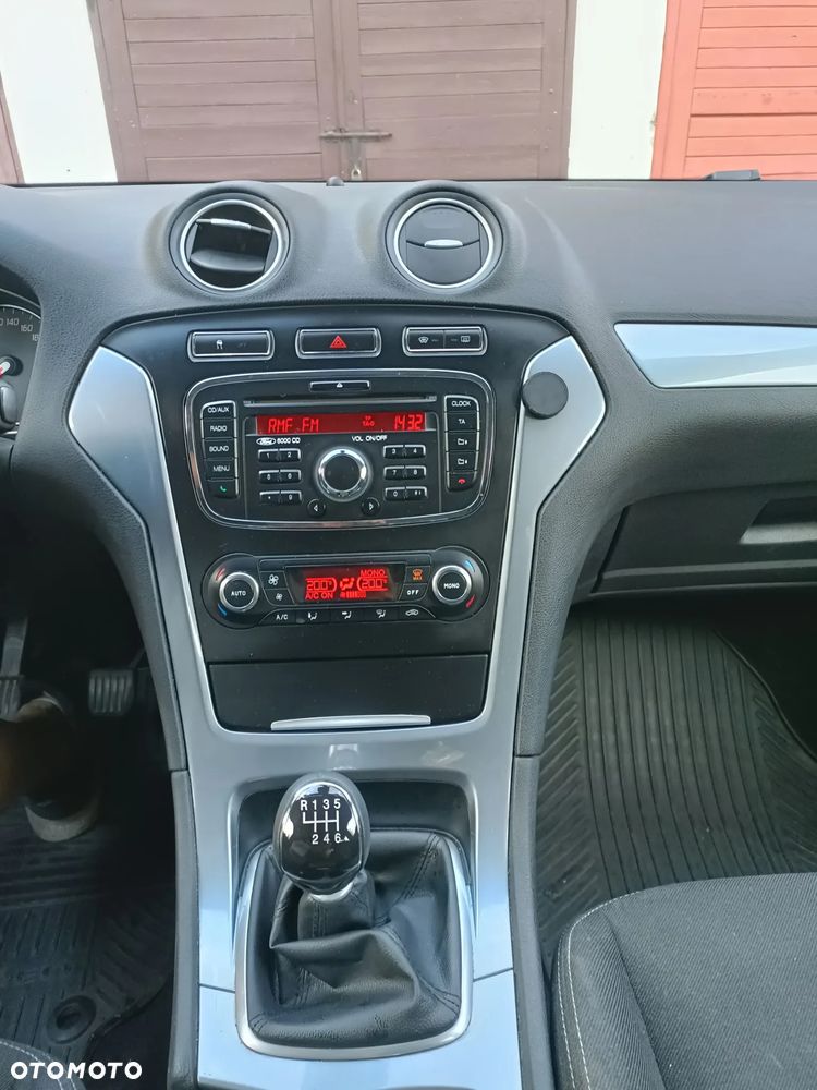 Ford Mondeo 2.0 TDCi Titanium - 8