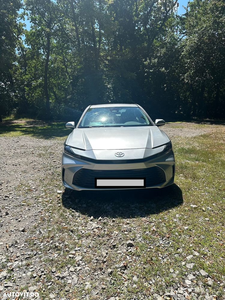 Toyota Camry - 7