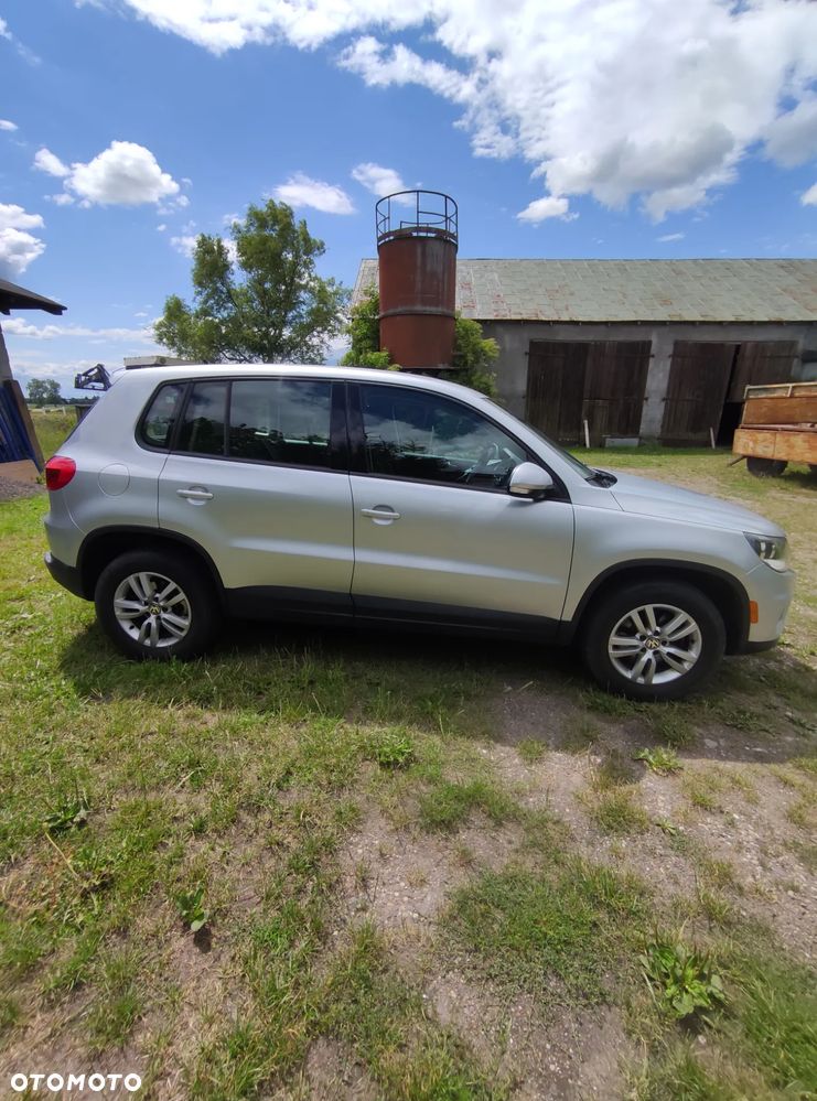 Volkswagen Tiguan - 2