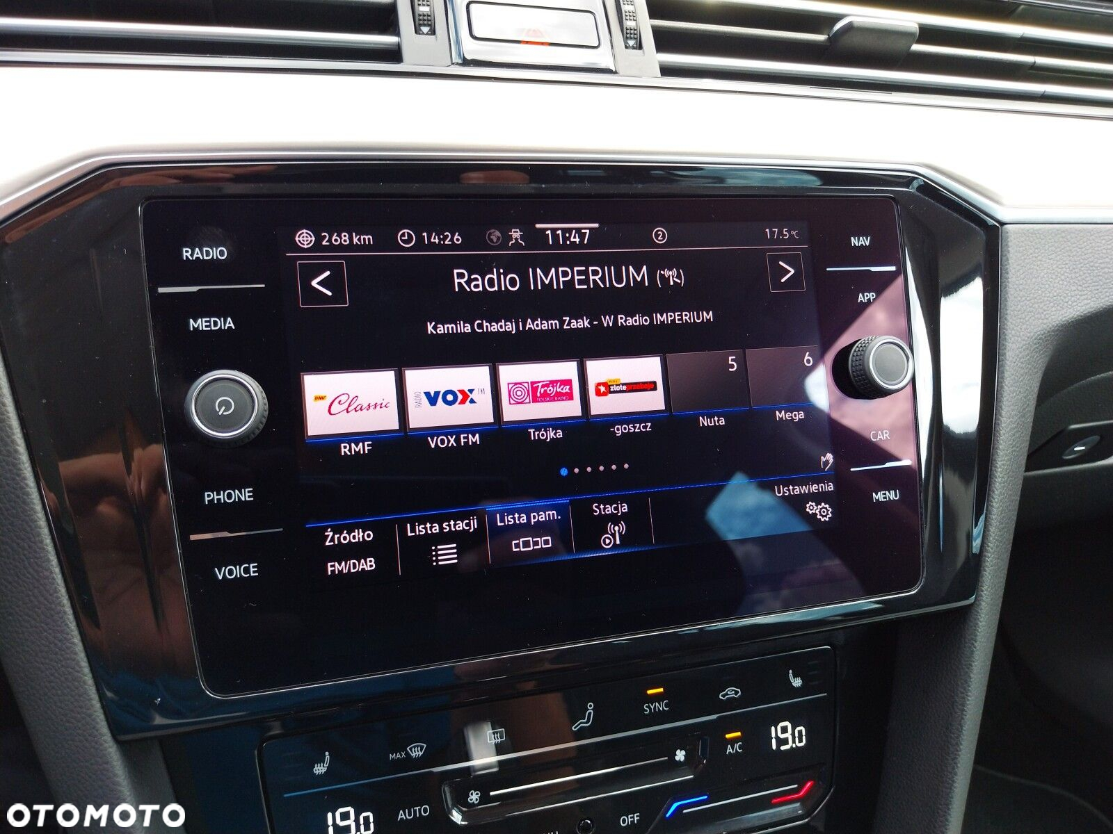 Volkswagen Passat 2.0 TDI Elegance DSG - 26