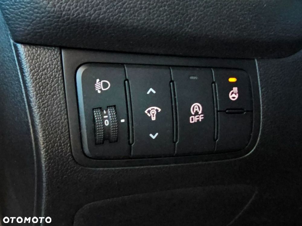 Kia Ceed - 14