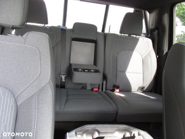 RAM 1500 Crew Cab Shortbed Bighorn - 29