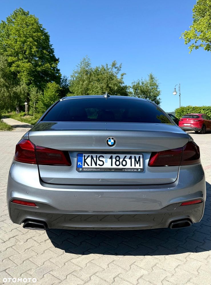 BMW Seria 5 520d xDrive - 4