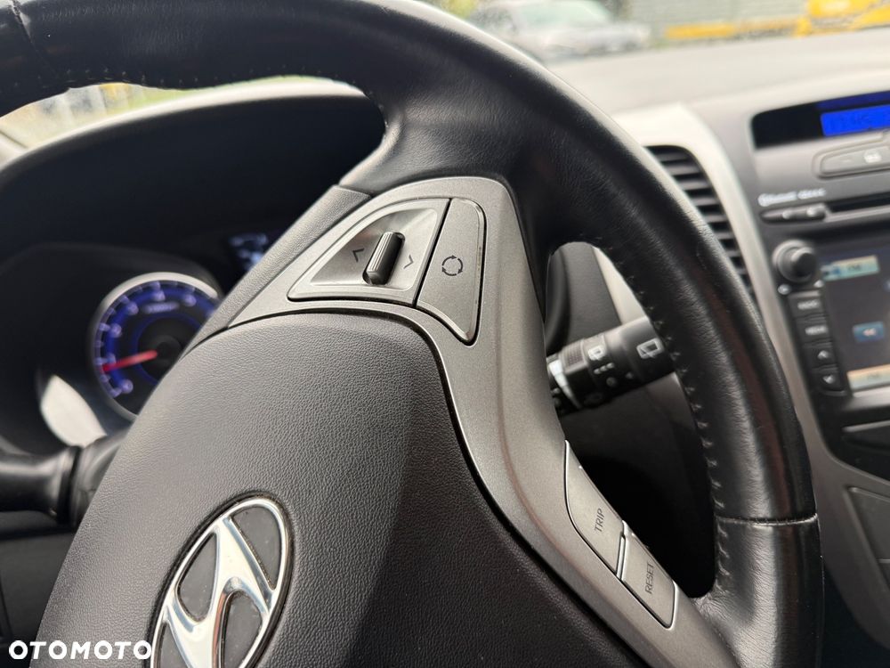 Hyundai ix20 1.4 blue YES Silver - 20