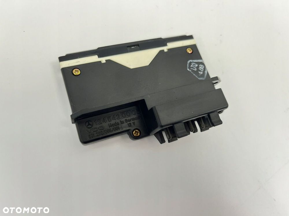WYŚWIETLACZ TERMOMETRU TEMPERATURY ZEWNETRZNEJ MERCEDES W124 1245420005 - 5