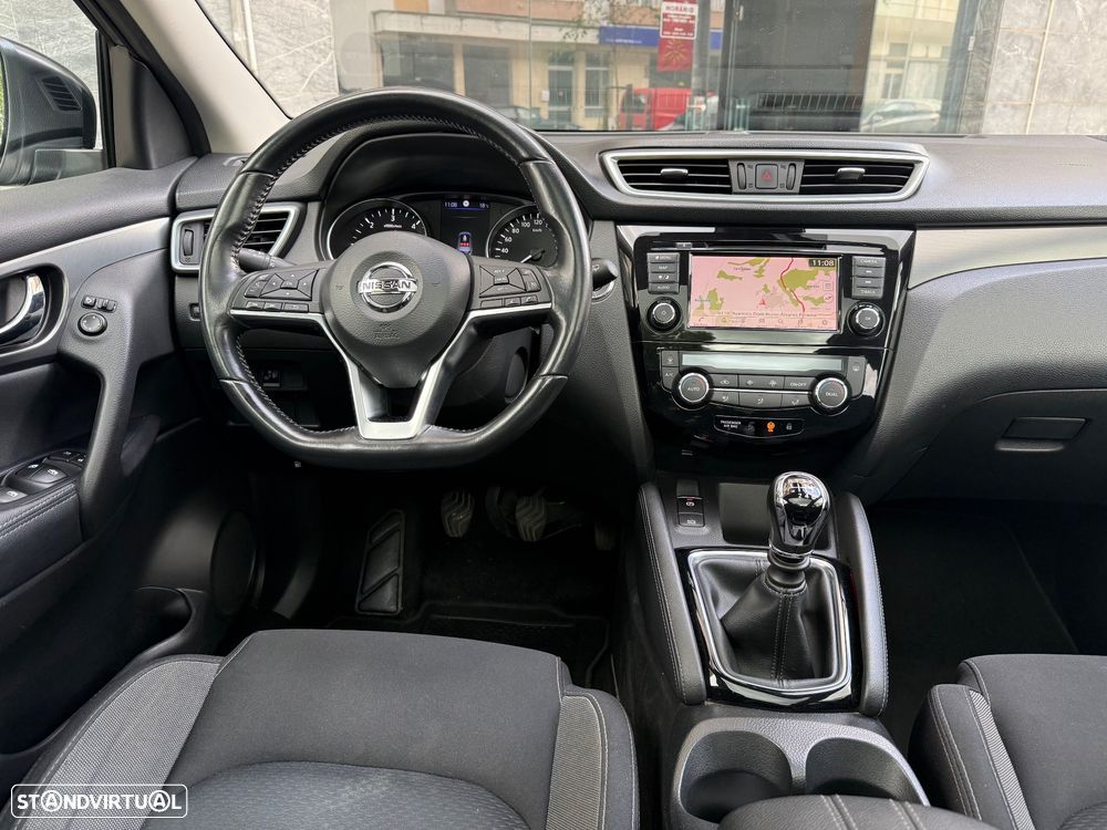 Nissan Qashqai 1.5 dCi N-Connecta J18+Led - 14