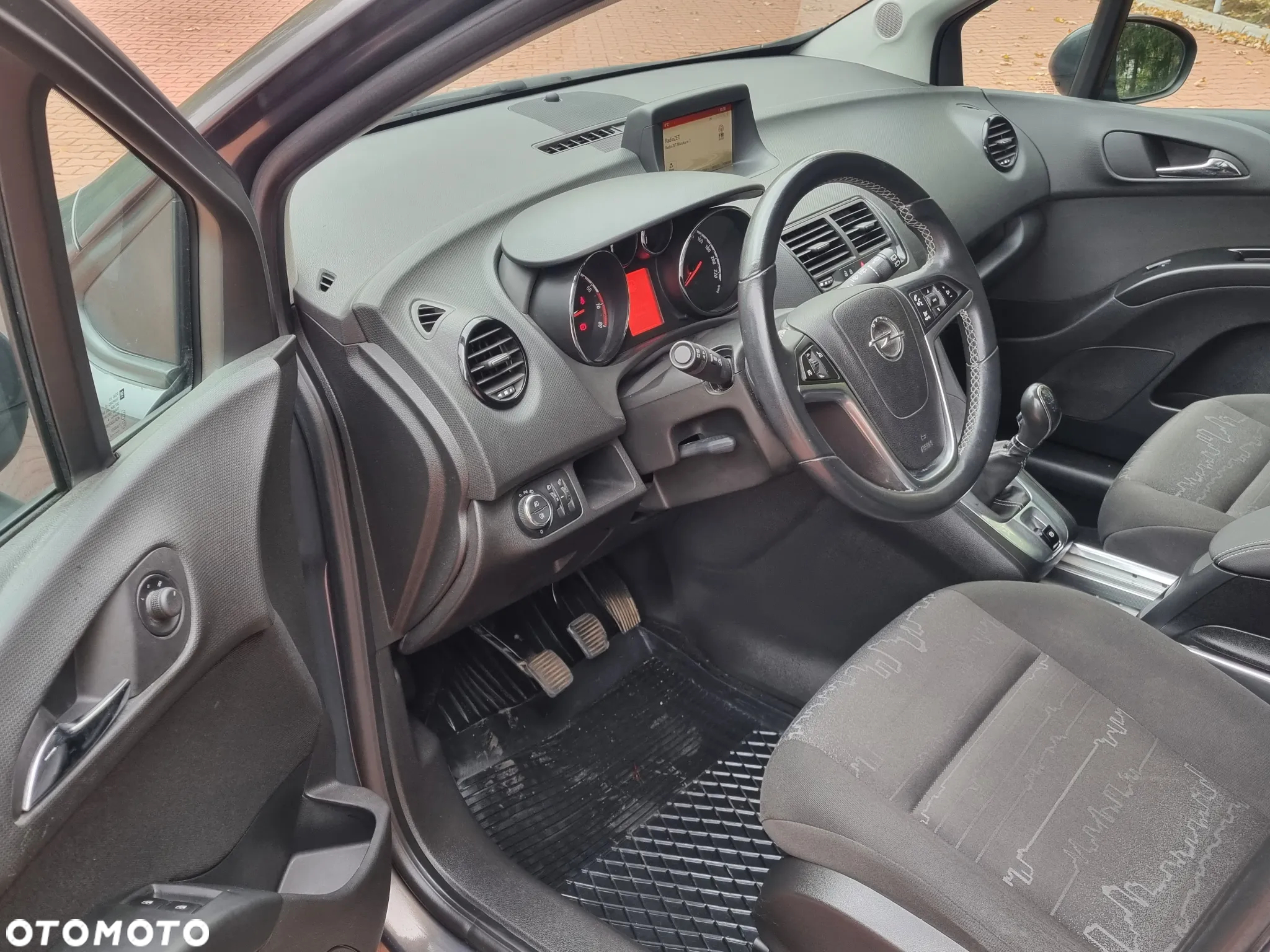 Opel Meriva 1.4 T Cosmo S&S - 13