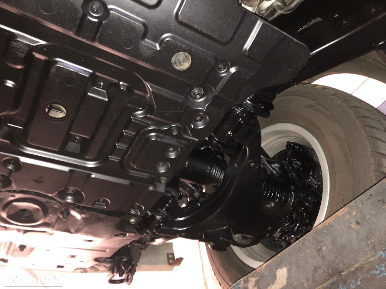 Toyota Land Cruiser 4.5 D-4D V8 - 25