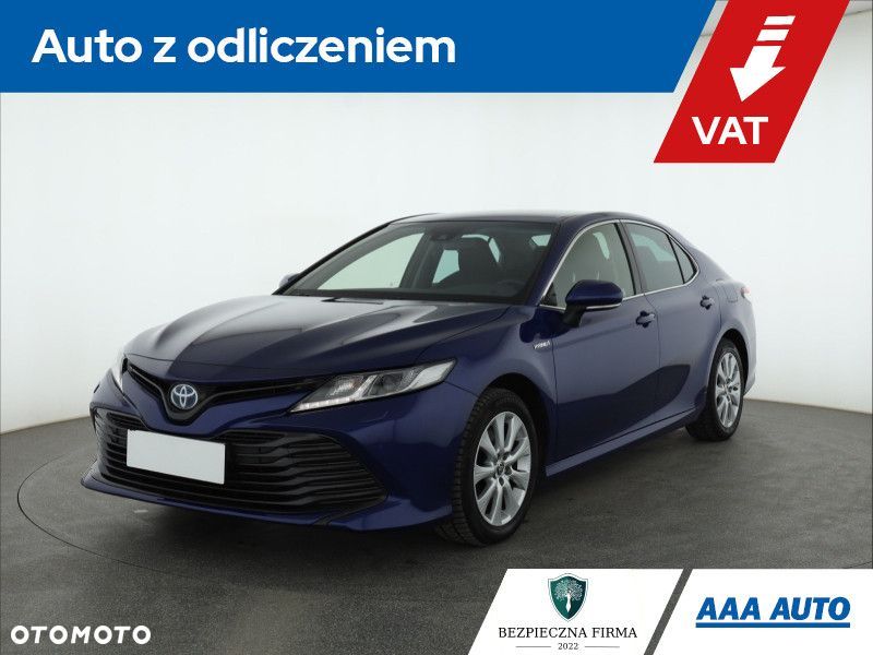 Toyota Camry - 2