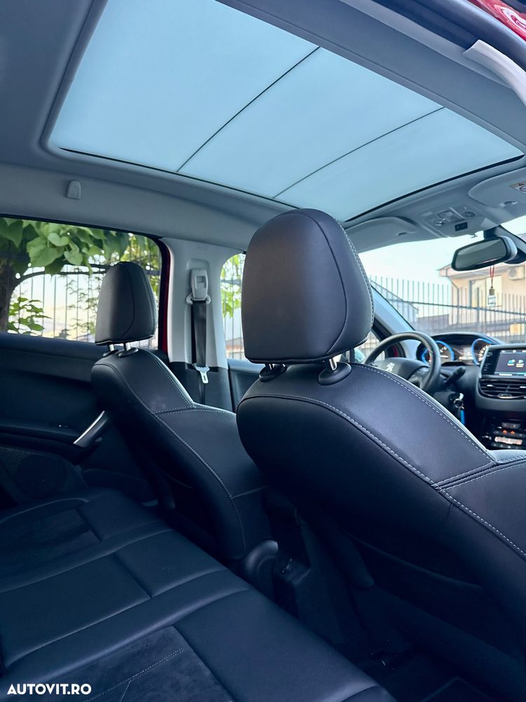 Peugeot 2008 - 22
