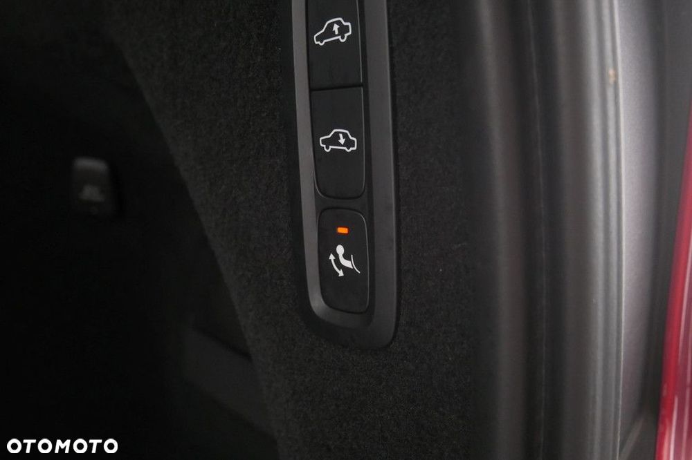 Volvo XC 90 - 20