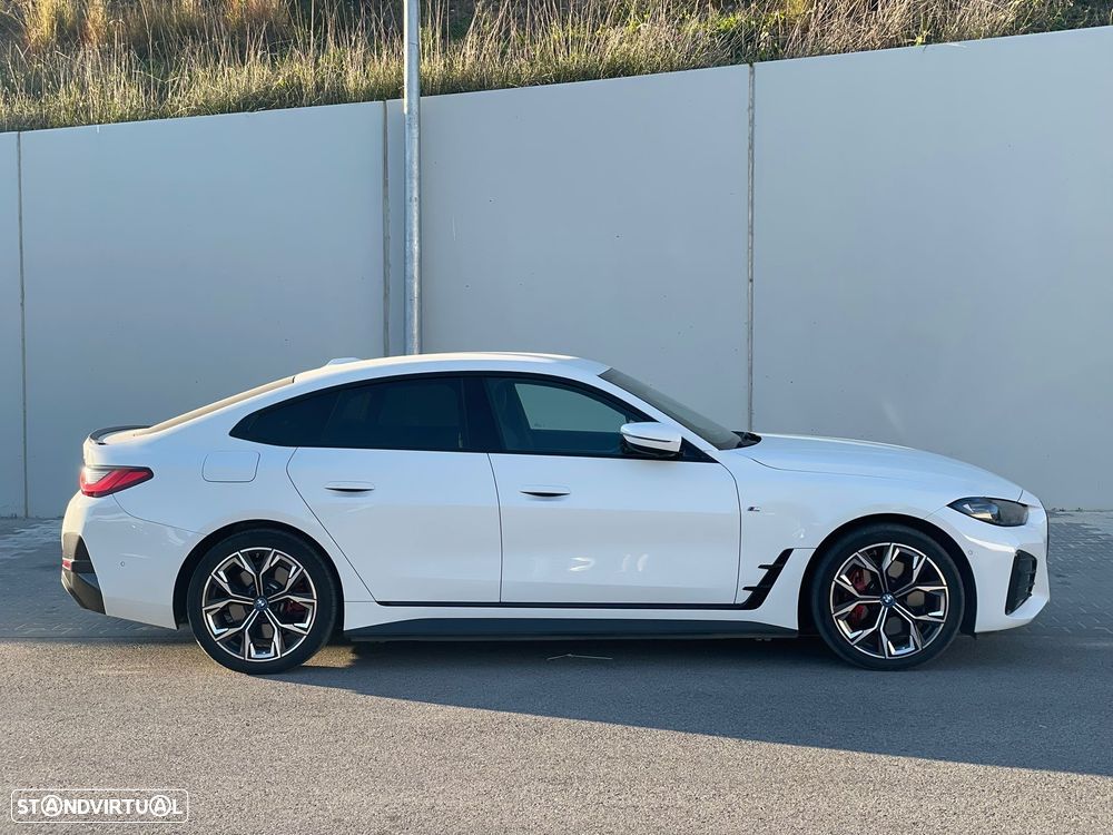 BMW i4 eDrive40 Pack Desportivo M - 1