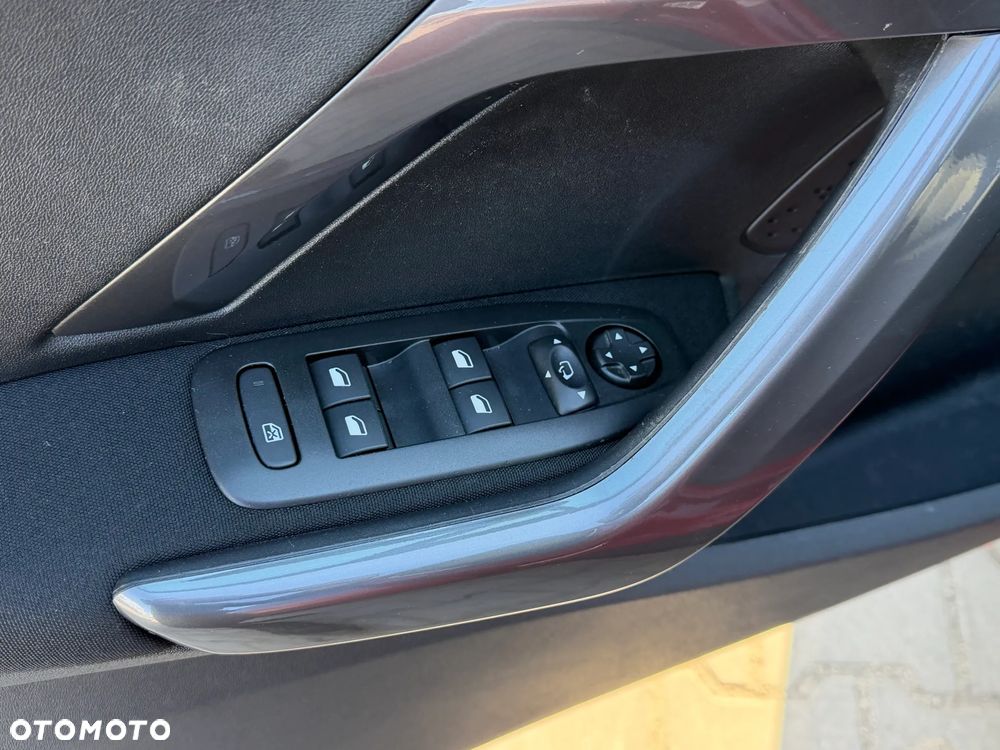 Peugeot 2008 PureTech 130 Stop&Start Allure - 13