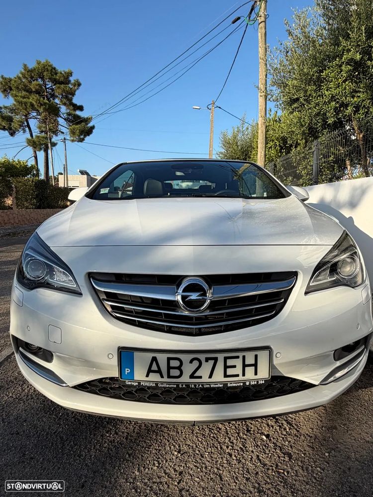 Opel Cascada 1.6 SIDI Turbo ecoFLEX S&S Edition - 2