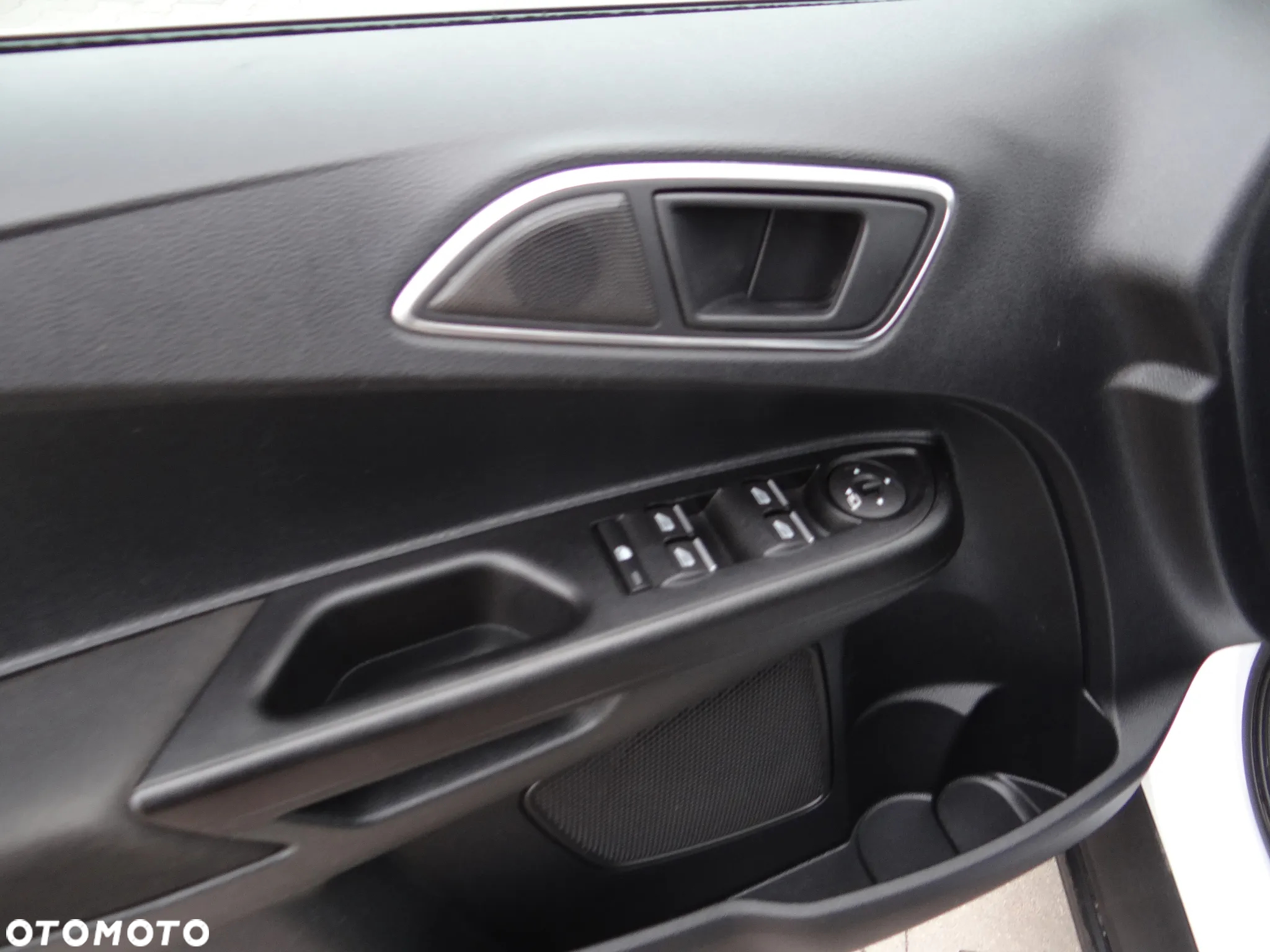 Ford B-MAX - 14