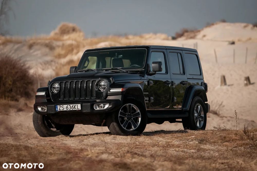Jeep Wrangler Unlimited GME 2.0 Turbo Sahara - 19
