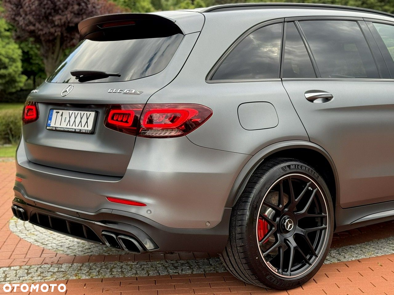 Mercedes-Benz GLC - 13