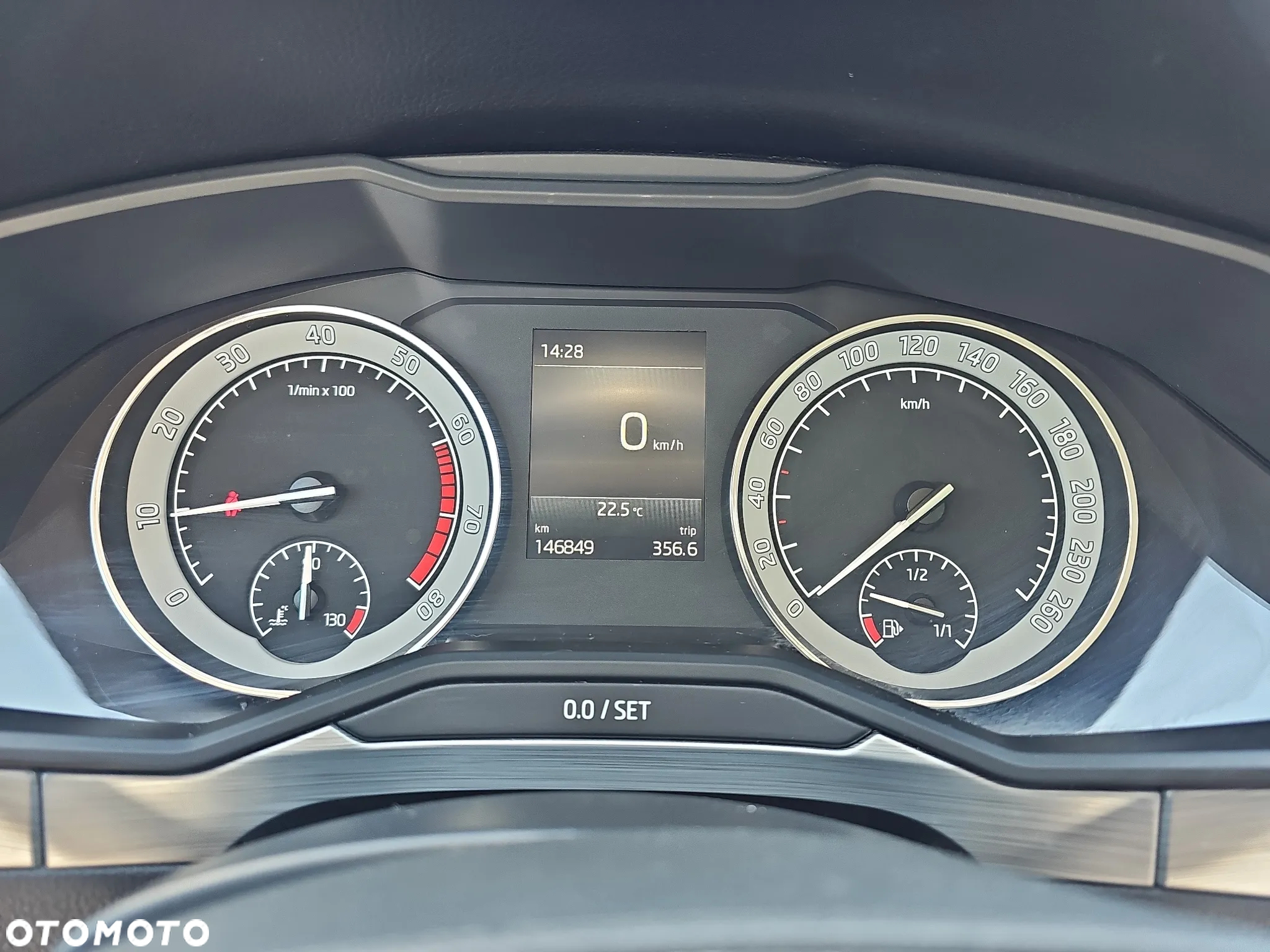 Skoda Superb 1.5 TSI Ambition - 17