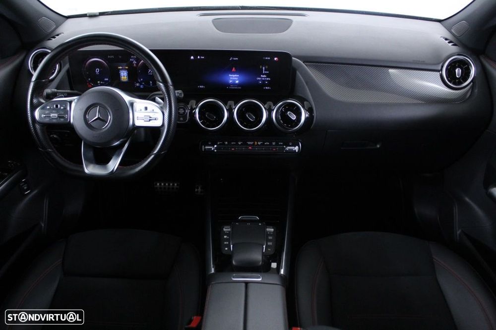 Mercedes-Benz GLA 180 d AMG Line - 18