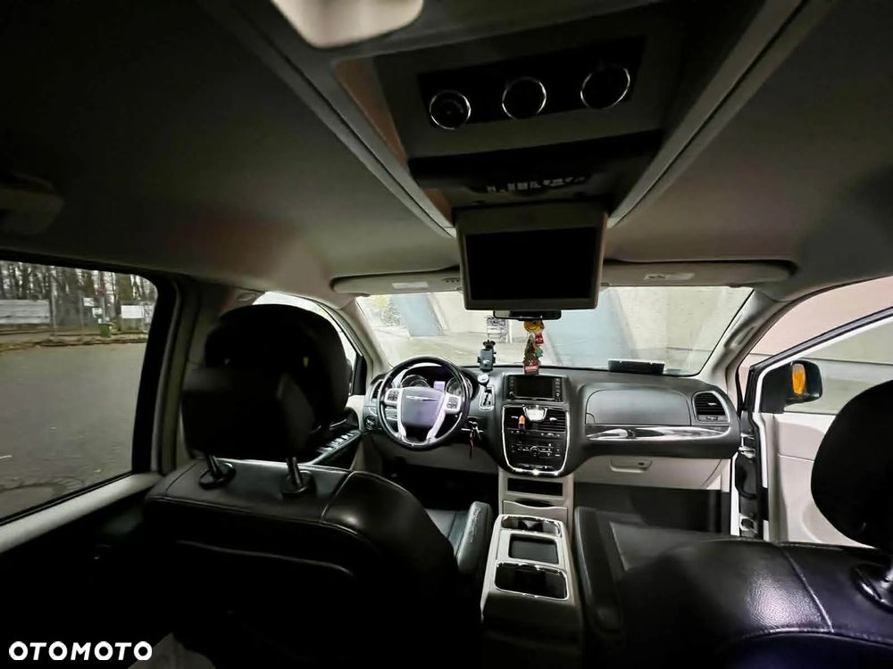 Chrysler Town & Country 3.6 Touring - 8