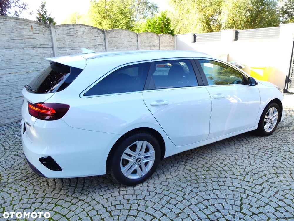 Kia Ceed - 6