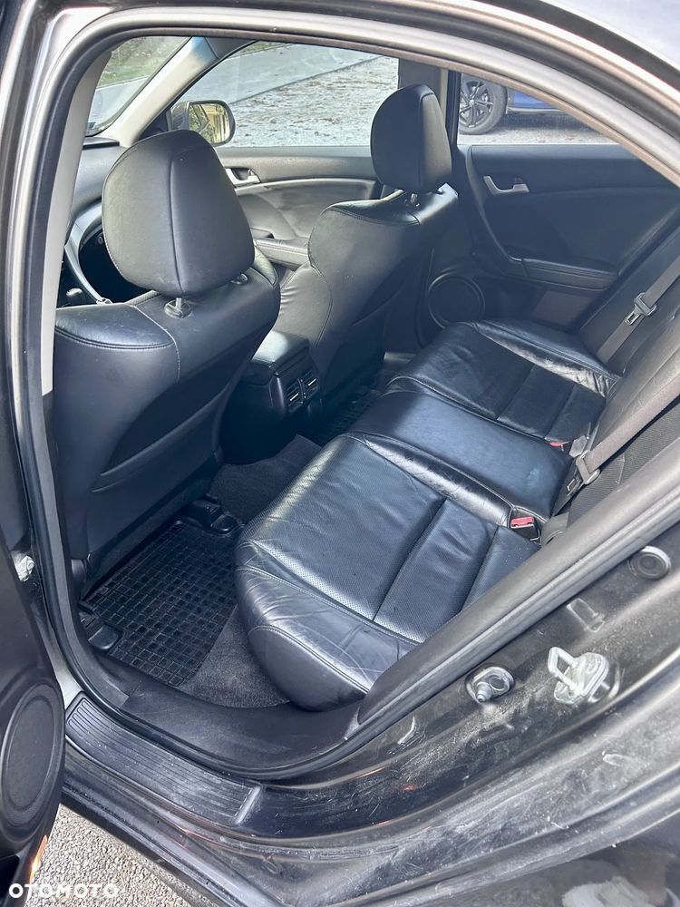 Honda Accord - 24