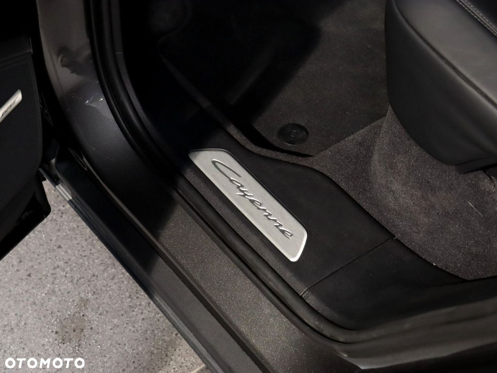 Porsche Cayenne E-Hybrid PHEV - 31