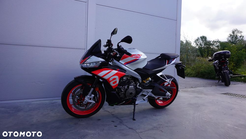 Aprilia Tuono - 3