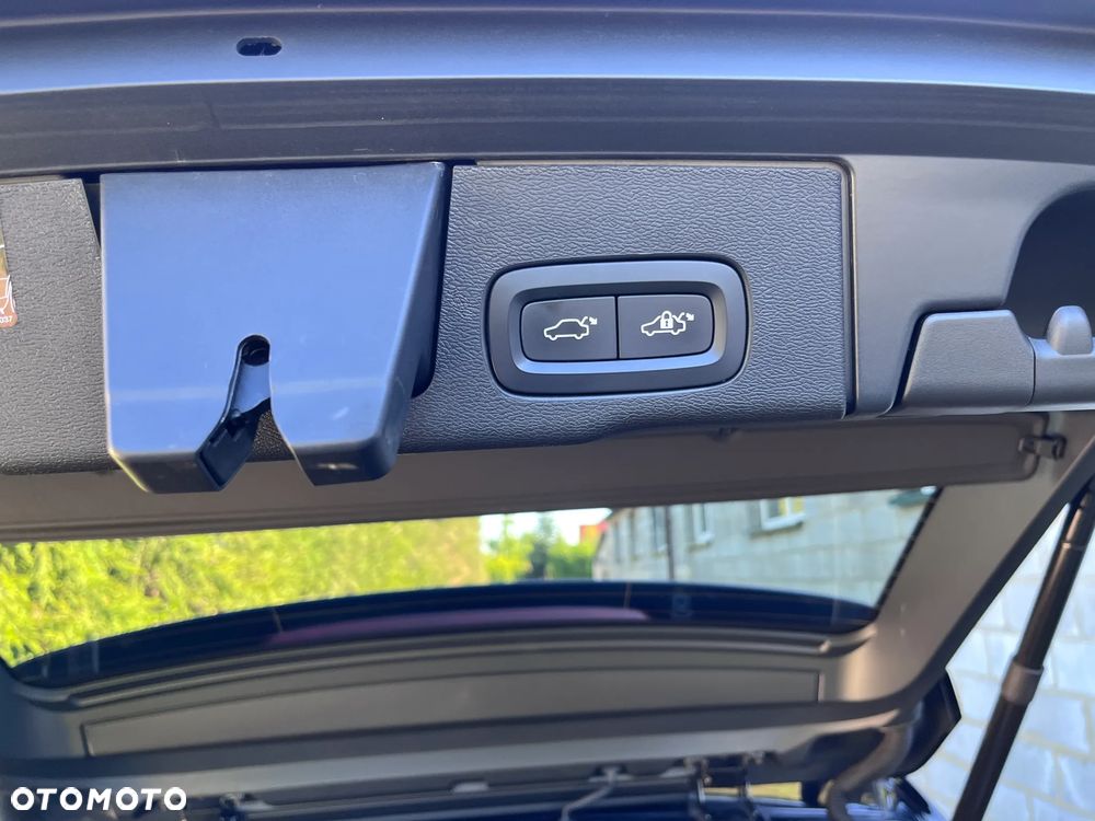 Volvo XC 60 T6 AWD Recharge Geartronic Inscription Expression - 13