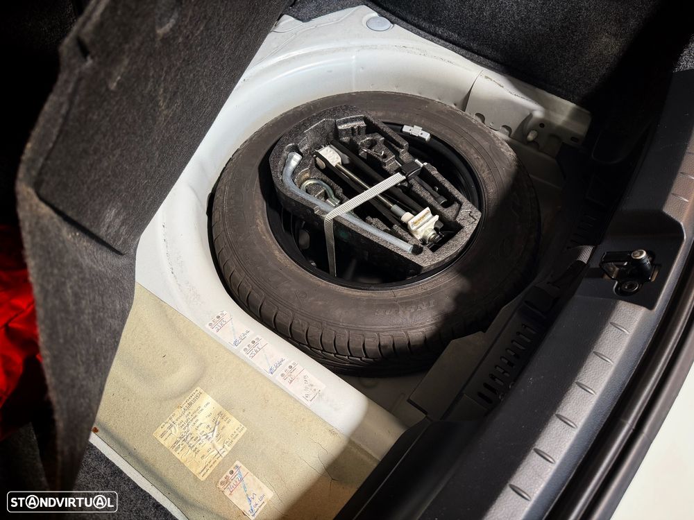 SEAT Ibiza SC 1.6 TDi Sport DPF - 28