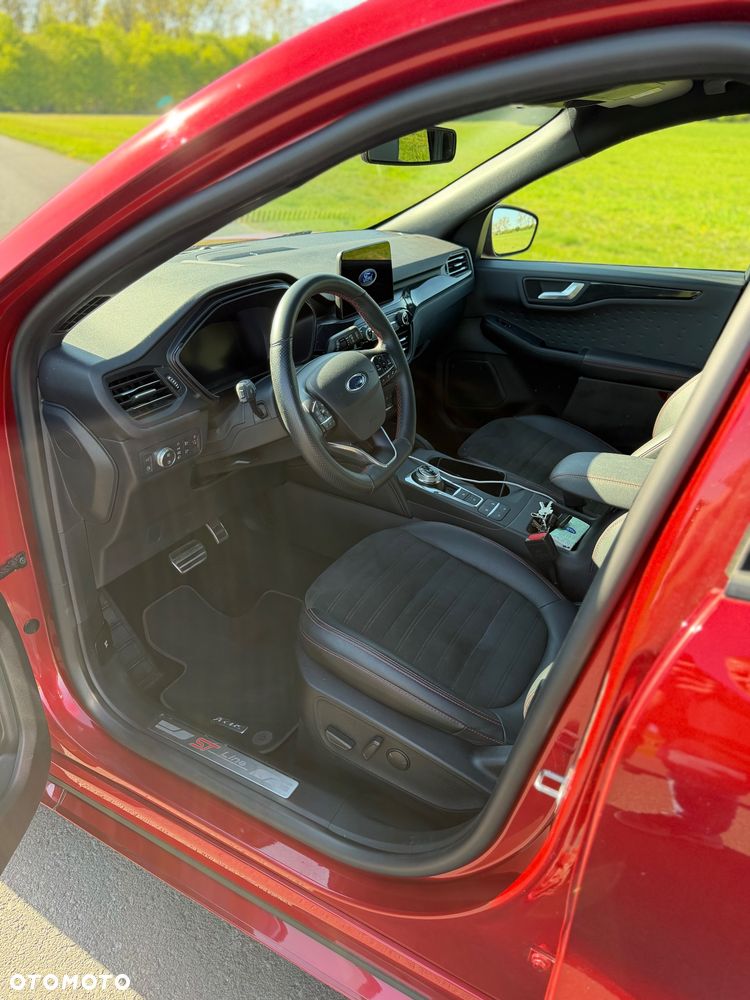 Ford Kuga - 17