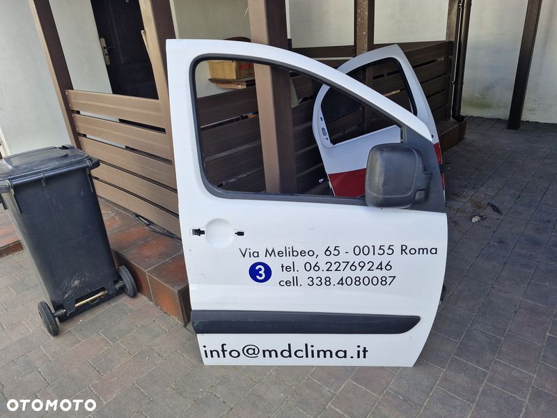 citroen jumpy ii 2 scudo ii 2 drzwi prawy przód prawe przednie - 1