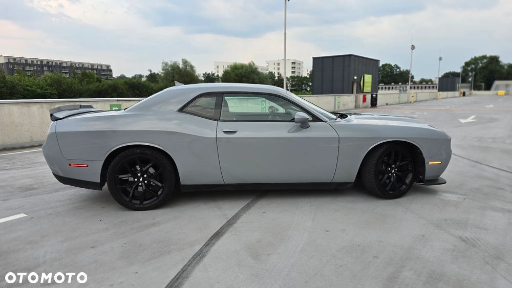 Dodge Challenger 5.7 R/T - 13
