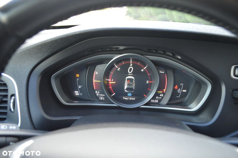 Volvo V40 D2 Drive-E Base - 17