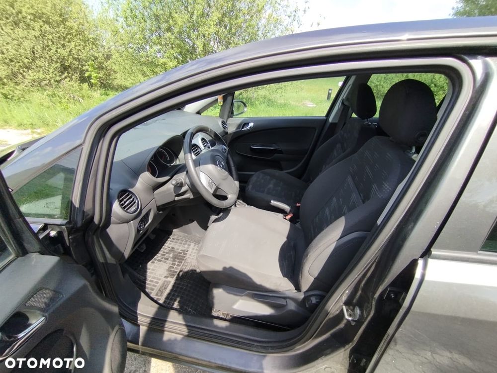 Opel Corsa 1.4 16V Satellite - 5