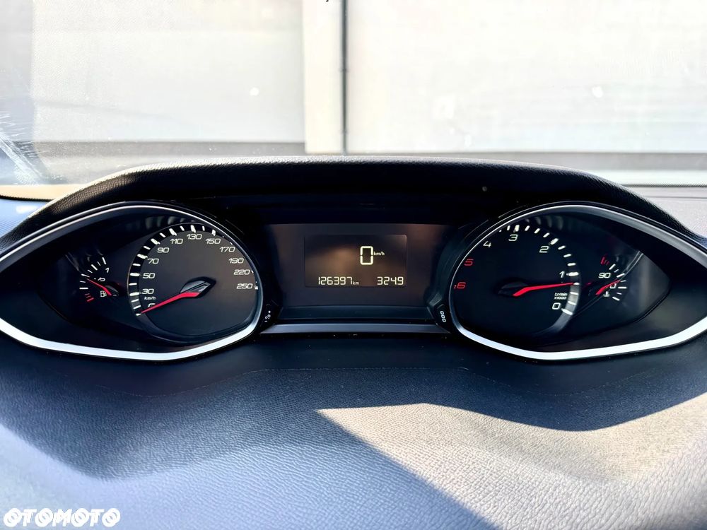 Peugeot 308 SW 1.5 BlueHDi Active S&S - 21