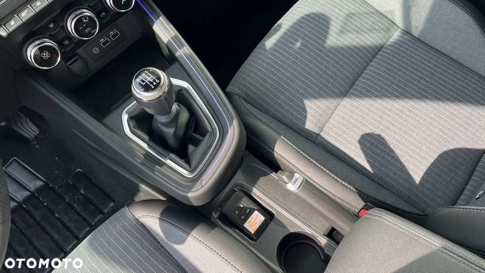 Renault Clio 1.0 TCe Techno - 10