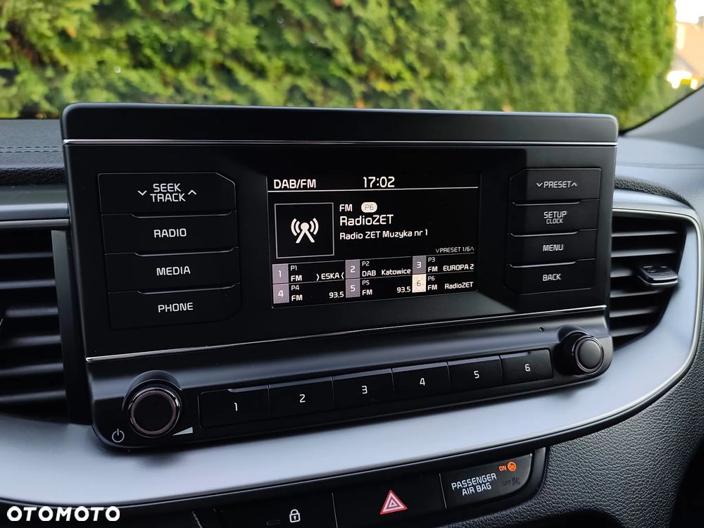 Kia Ceed - 27