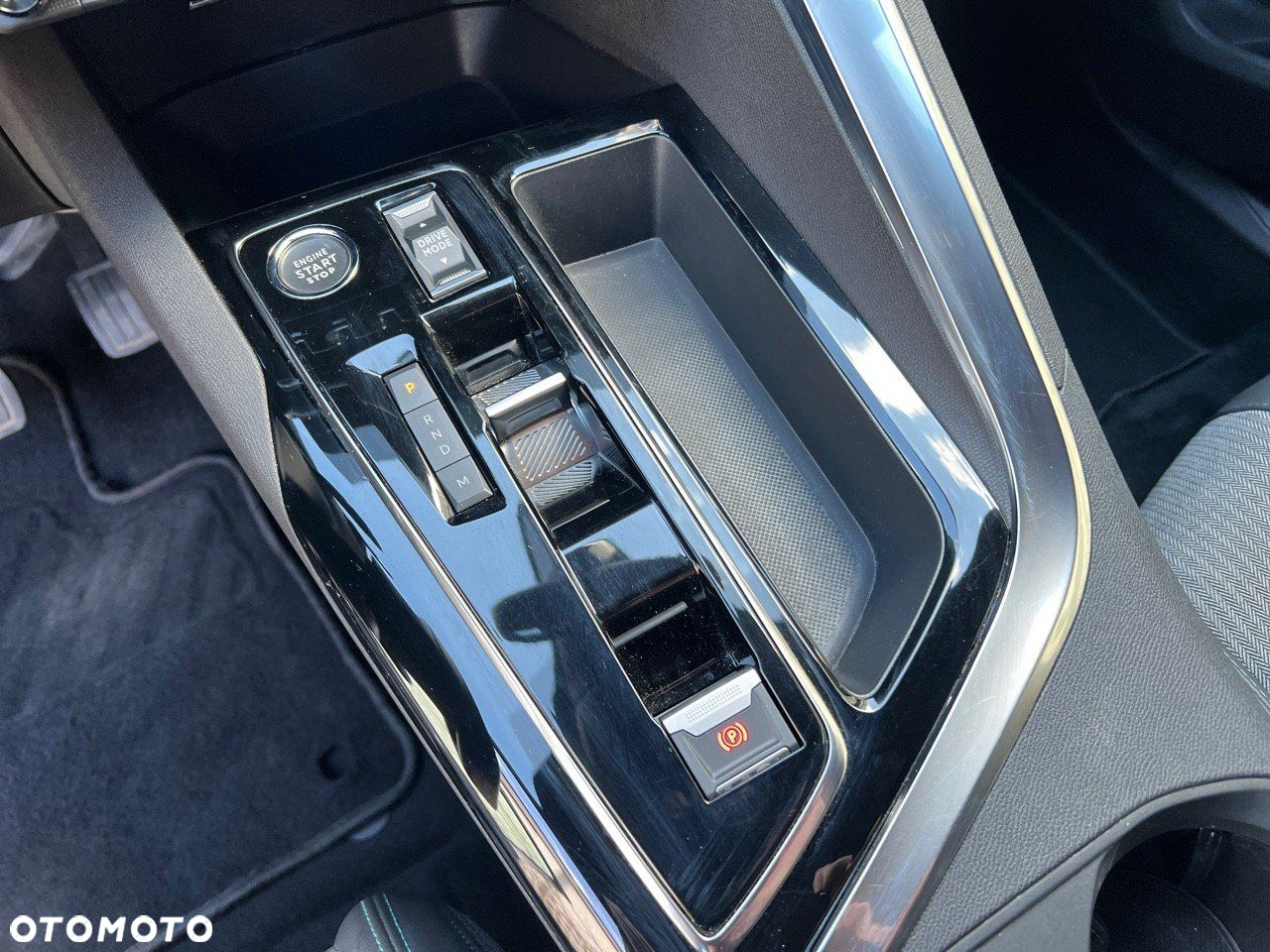 Peugeot 5008 1.5 BlueHDi Allure Pack S&S EAT8 - 18
