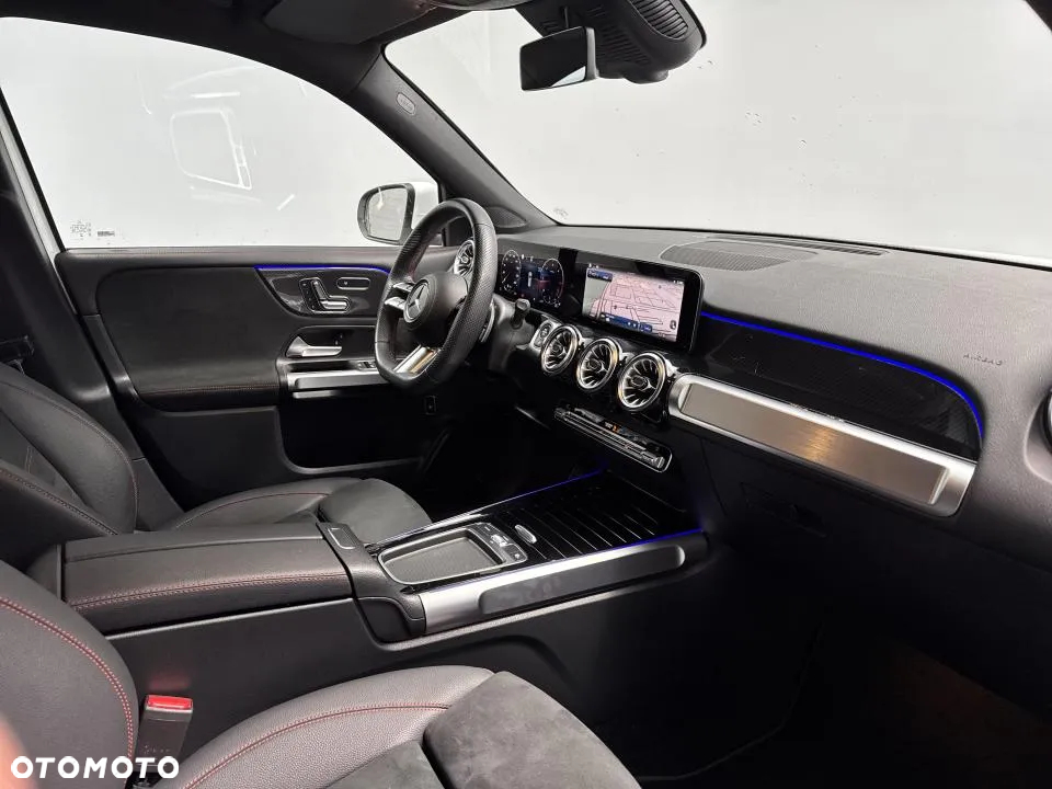 Mercedes-Benz GLB 200 d AMG Line 8G-DCT - 23