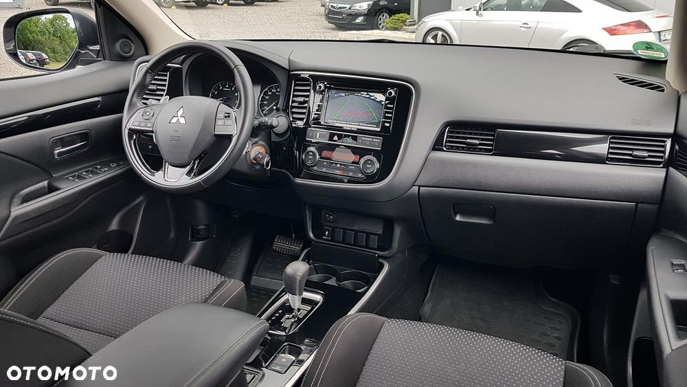 Mitsubishi Outlander 2.0 2WD CVT Spirit - 20