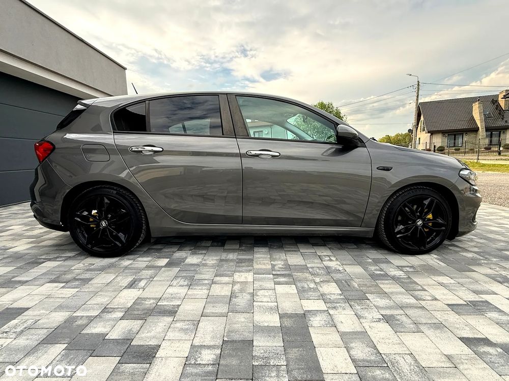 Fiat Tipo 1.4 T-Jet 16v Sport - 33