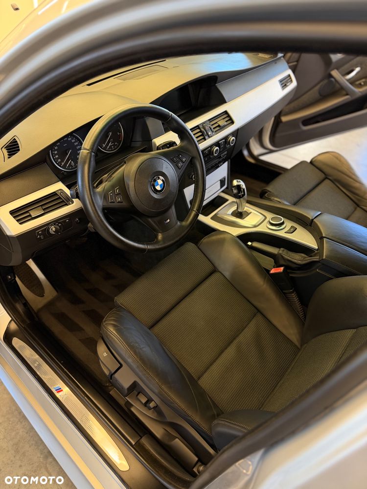 BMW Seria 5 530d - 29