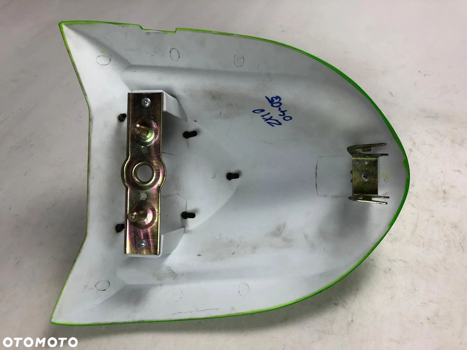 Kawasaki ZX10 ZX10R 04-05 Nakładka Tył Siedzenia Pasażera - 6