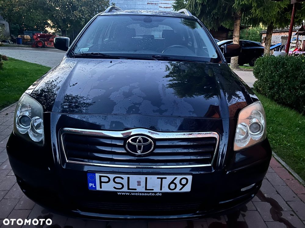 Toyota Avensis 2.0 D-4D High - 2