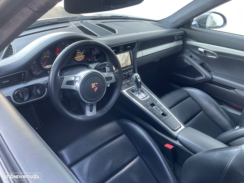 Porsche 911 (991) Carrera PDK - 4