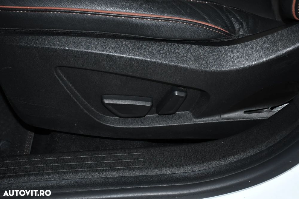 Renault Captur E-TECH 160 INITIALE PARIS - 32