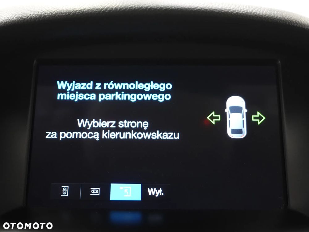 Ford Focus 2.0 TDCi SYNC Edition ASS - 32